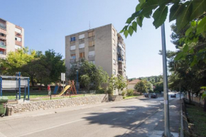 Apartments with WiFi Sibenik - 17927